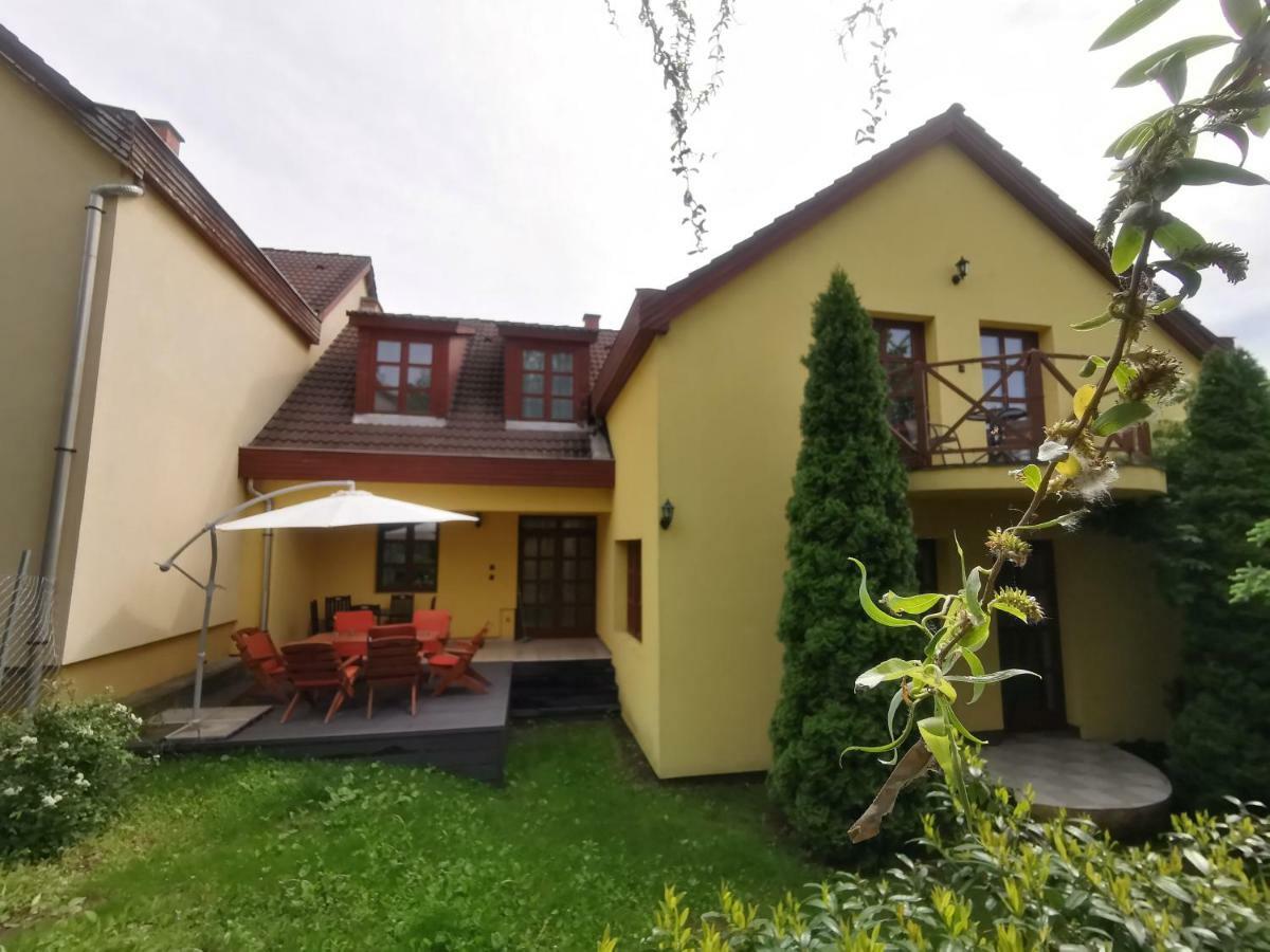 Hella Vendégház Eger Extérieur photo